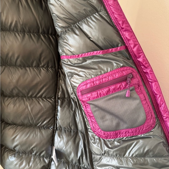 Montbell Women's Purple Puffer Jacket - Picture 6 of 11